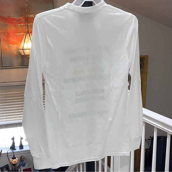 💥NWOT💥 WHOOPI GOLDBERG Merry Christmas Greetings T-Shirt  Size Small - Picture 7 of 8